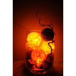 Leuchtkugeln im Glas (orange)